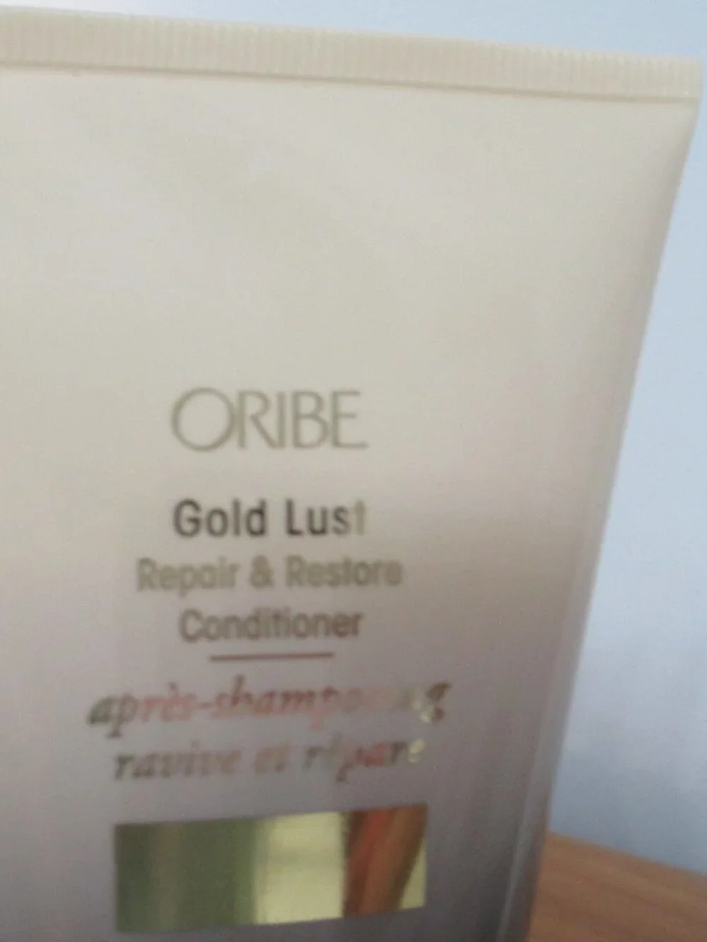 Oribe Gold Lust Repair and Restore conditioner